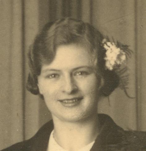 Klik voor foto in apart venster adriana_van_der_wardt_van_den_broek.jpg